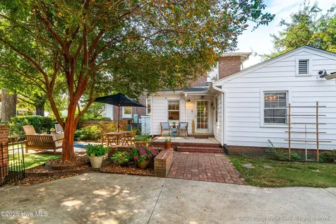 1105 Johnston Street Greenville NC 27858