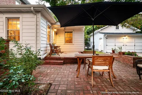 1105 Johnston Street Greenville NC 27858
