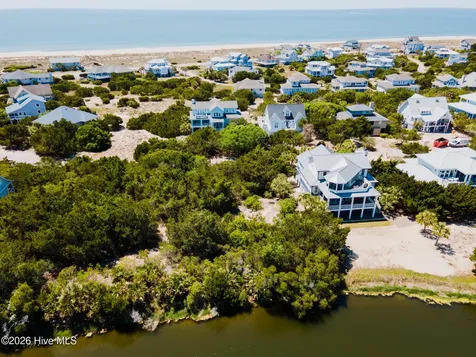 25 Mourning Warbler Trail Bald Head Island NC 28461