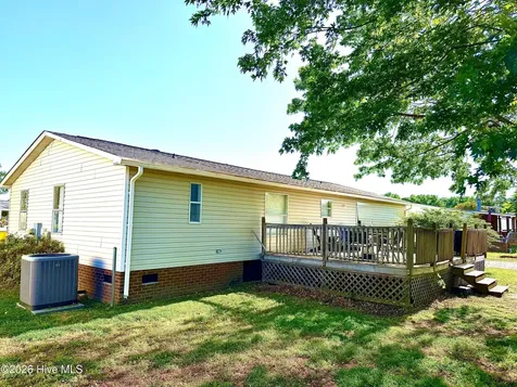5011 Bear Trap Road NW Wilson NC 27896