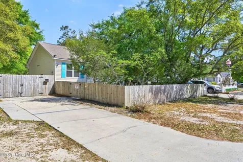 220 NE 33rd Street Oak Island NC 28465