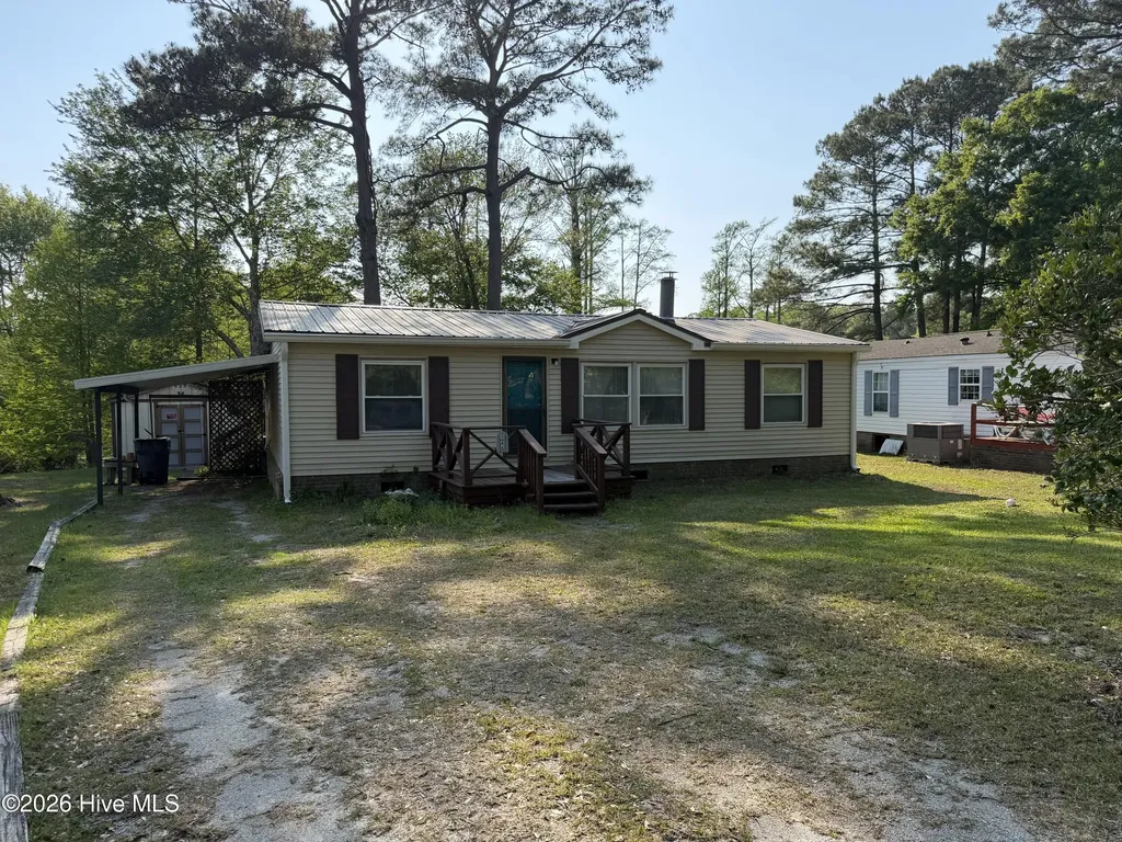 245 Lake Drive SW Supply NC 28462