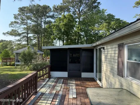 245 Lake Drive SW Supply NC 28462
