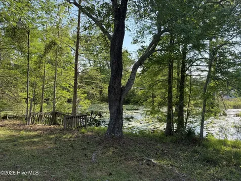 245 Lake Drive SW Supply NC 28462