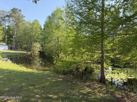 245 Lake Drive SW Supply NC 28462