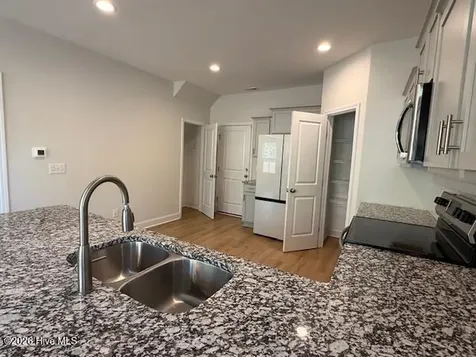 400 Bulrush Court Jacksonville NC 28540