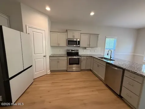 400 Bulrush Court Jacksonville NC 28540