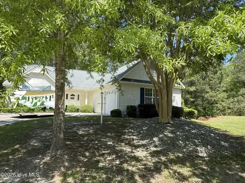 605 Windsong N Swansboro NC 28584