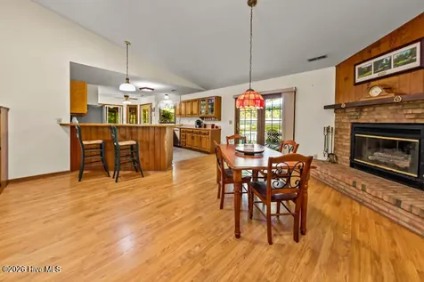 519 Country Club Drive W Arapahoe NC 28510