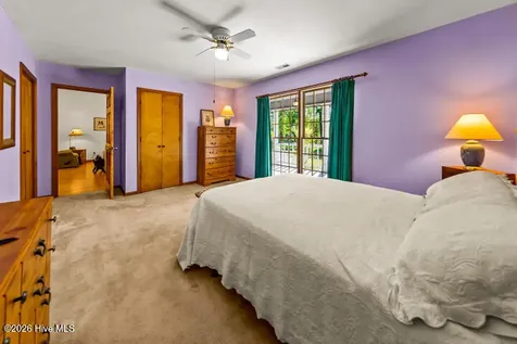 519 Country Club Drive W Arapahoe NC 28510