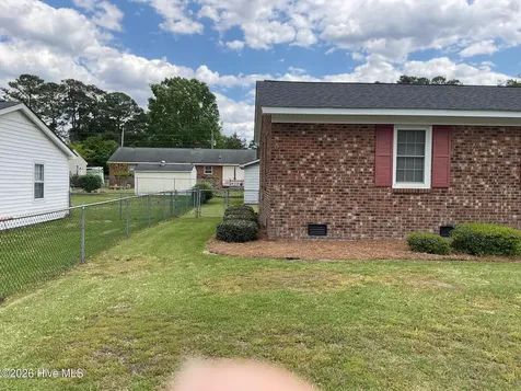 111 Belmont Drive Greenville NC 27858