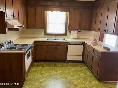 111 Belmont Drive Greenville NC 27858