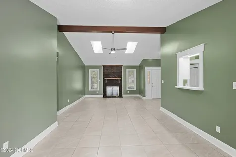 5722 Gondolier Drive New Bern NC 28560