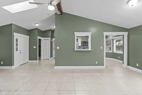 5722 Gondolier Drive New Bern NC 28560