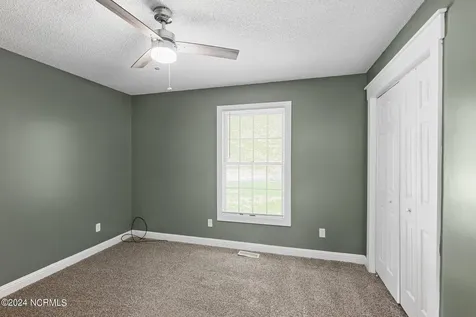 5722 Gondolier Drive New Bern NC 28560