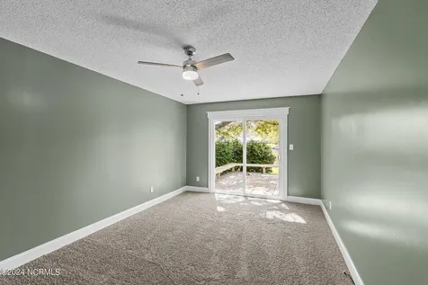 5722 Gondolier Drive New Bern NC 28560
