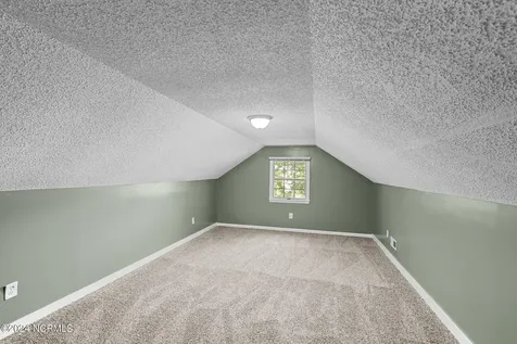 5722 Gondolier Drive New Bern NC 28560