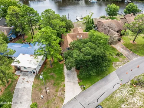 5722 Gondolier Drive New Bern NC 28560