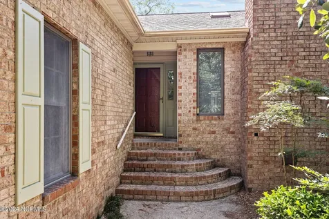 5722 Gondolier Drive New Bern NC 28560