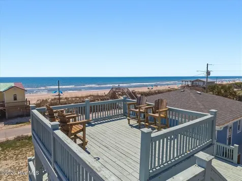 7211 10th Avenue North Topsail Beach NC 28460