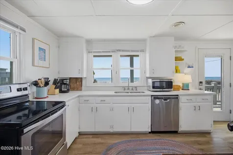 7211 10th Avenue North Topsail Beach NC 28460