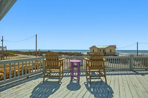 7211 10th Avenue North Topsail Beach NC 28460