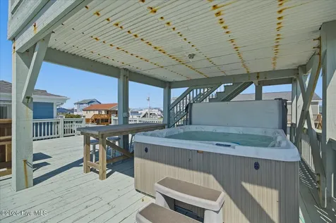 7211 10th Avenue North Topsail Beach NC 28460