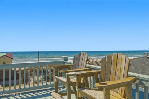 7211 10th Avenue North Topsail Beach NC 28460