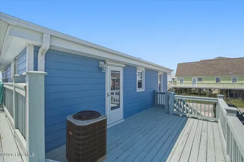 7211 10th Avenue North Topsail Beach NC 28460