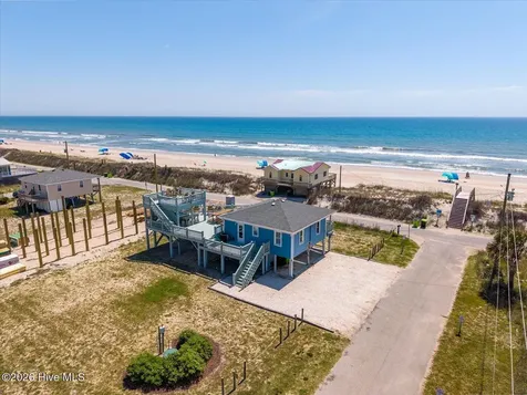 7211 10th Avenue North Topsail Beach NC 28460