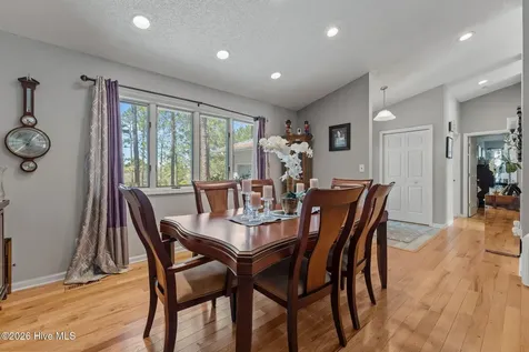 117 Pineneedle Drive West End NC 27376