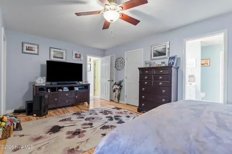 117 Pineneedle Drive West End NC 27376