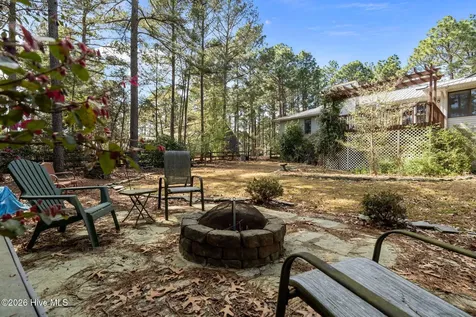 117 Pineneedle Drive West End NC 27376