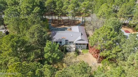117 Pineneedle Drive West End NC 27376