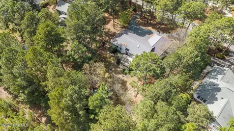 117 Pineneedle Drive West End NC 27376