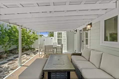 608 Arendell Street Morehead City NC 28557