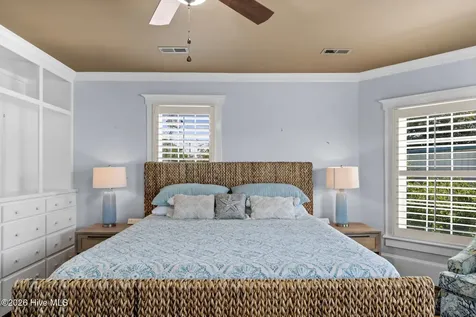 608 Arendell Street Morehead City NC 28557