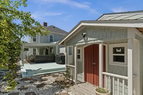 608 Arendell Street Morehead City NC 28557