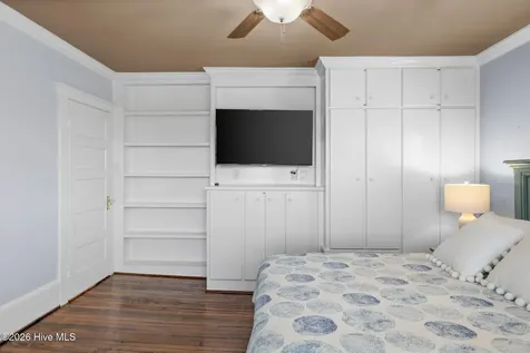 608 Arendell Street Morehead City NC 28557