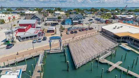 608 Arendell Street Morehead City NC 28557