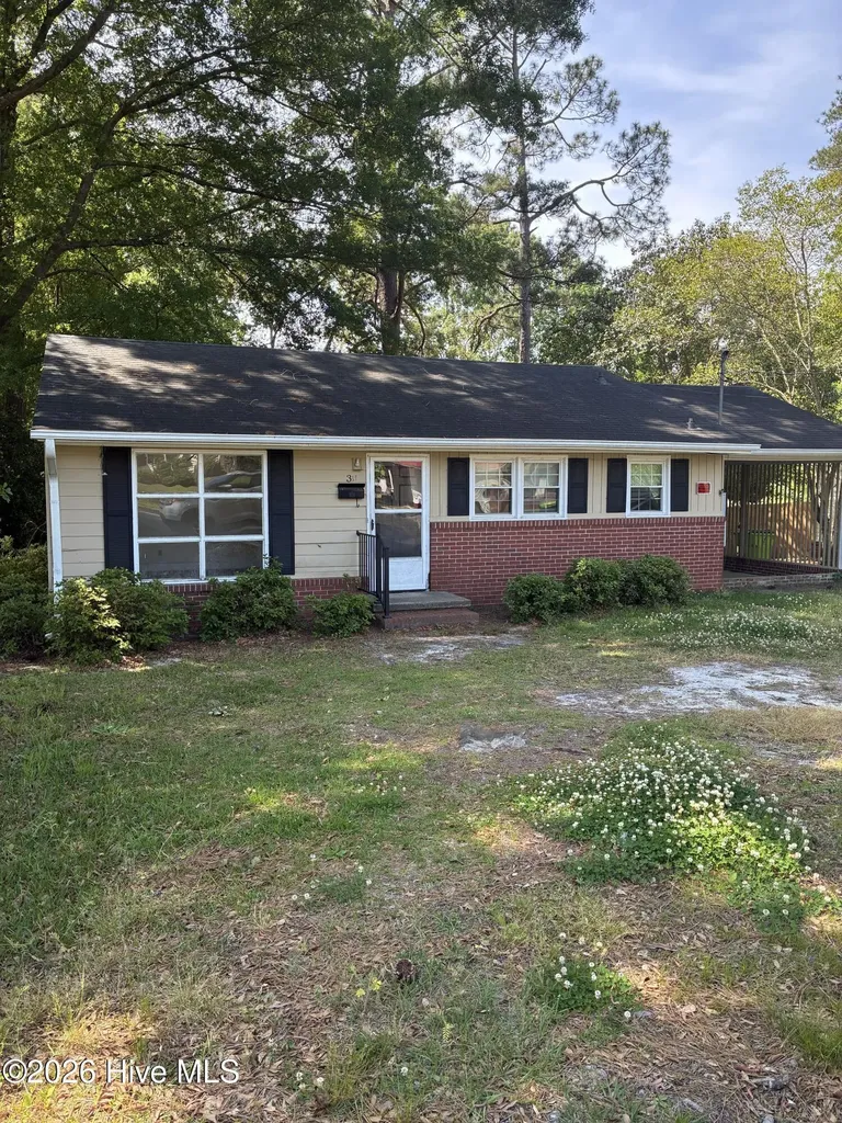 311 W Williamson Street Whiteville NC 28472