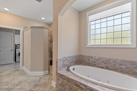 3668 Holly Harbor Drive Southport NC 28461