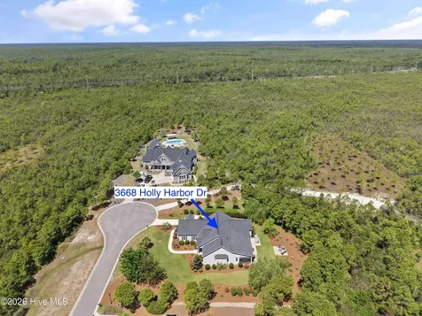 3668 Holly Harbor Drive Southport NC 28461