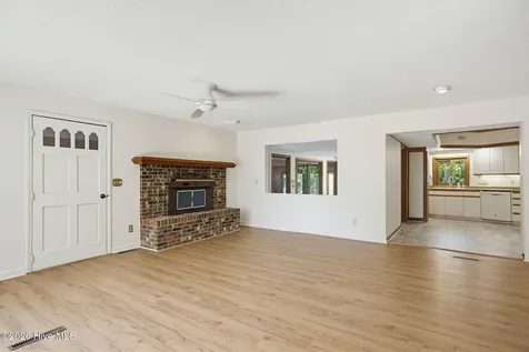 1984 Kings Landing Road Hampstead NC 28443