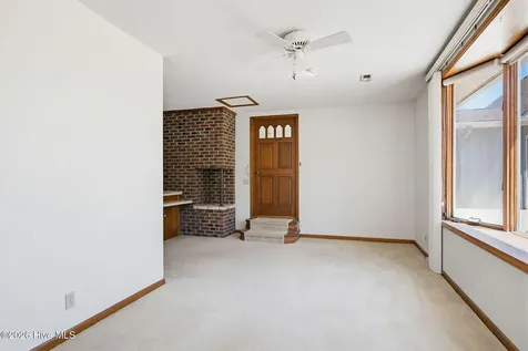 1984 Kings Landing Road Hampstead NC 28443