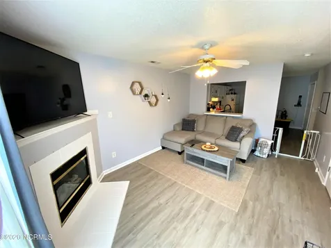 303 Meadowbrook Lane Jacksonville NC 28546