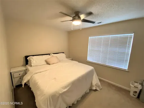 303 Meadowbrook Lane Jacksonville NC 28546