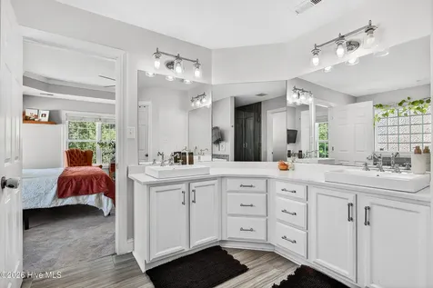 917 Stagecoach Drive Jacksonville NC 28546