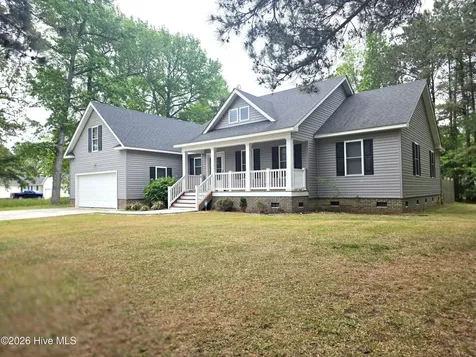 155 Savannah Avenue Grandy NC 27939