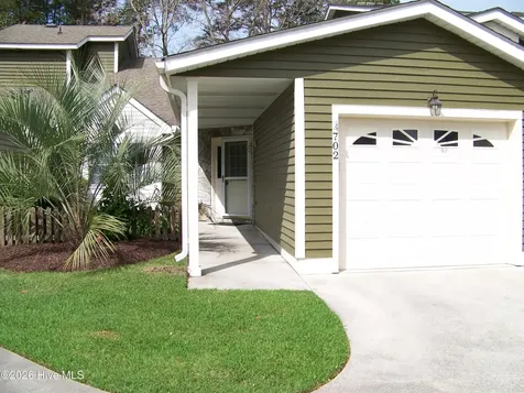702 Cedarwood Village Morehead City NC 28557